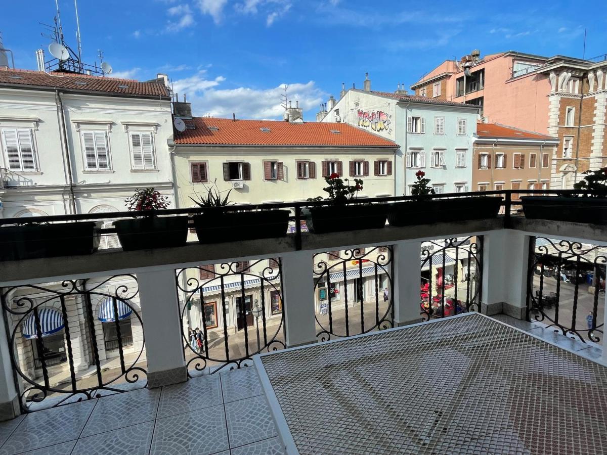 Appartement Linden Korzo à Rijeka Extérieur photo